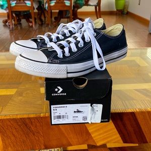 All Star OX, Black Converse. Size 9.5.